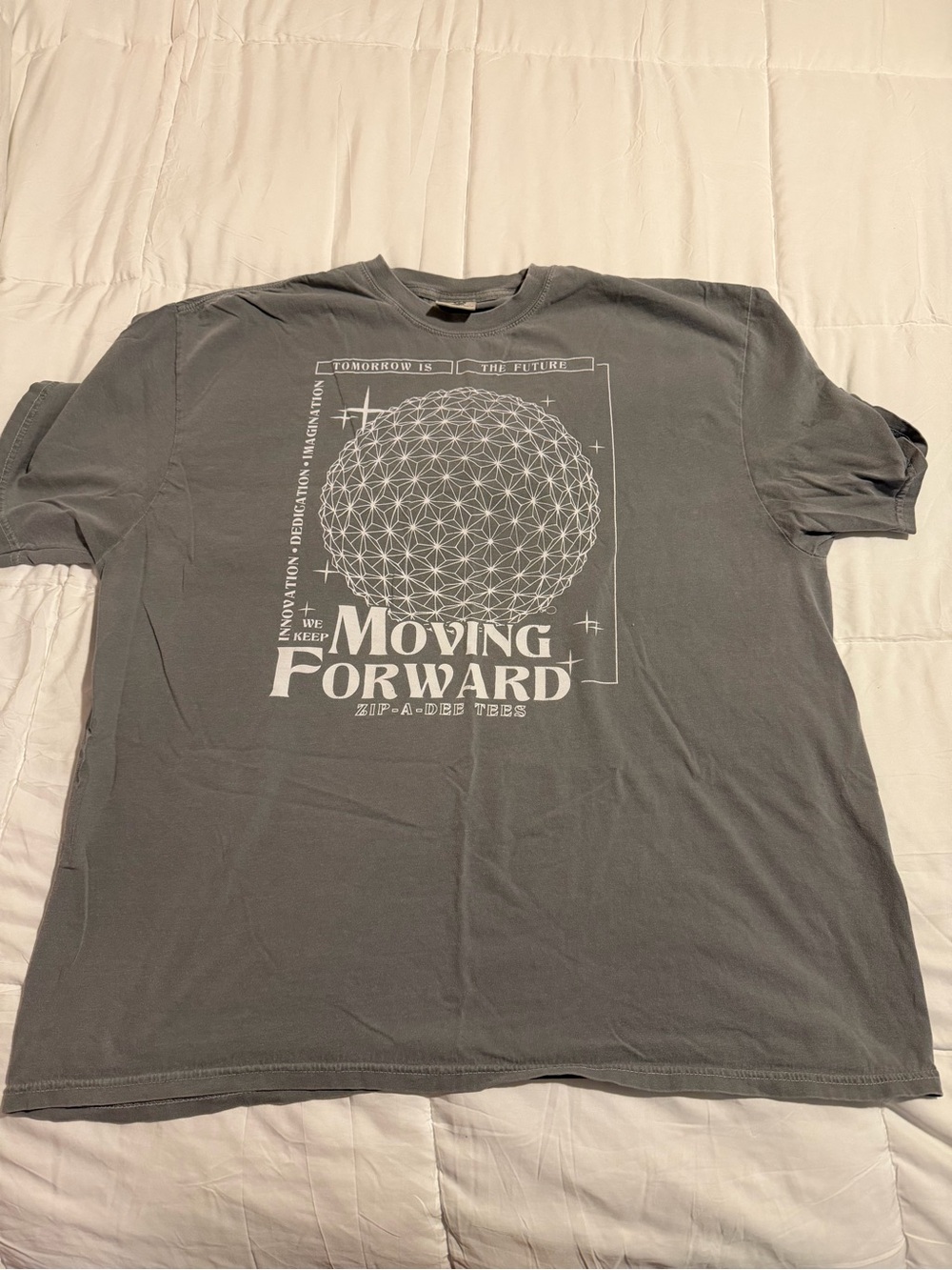 Zip a Dee Tees- Keep Moving Forward Graphic Tee - Gray